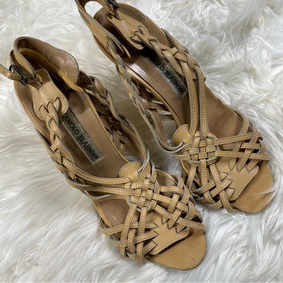 Manolo Blahnik Huarache Light Tan Slingback Stiletto Heels - Picture 2 of 6